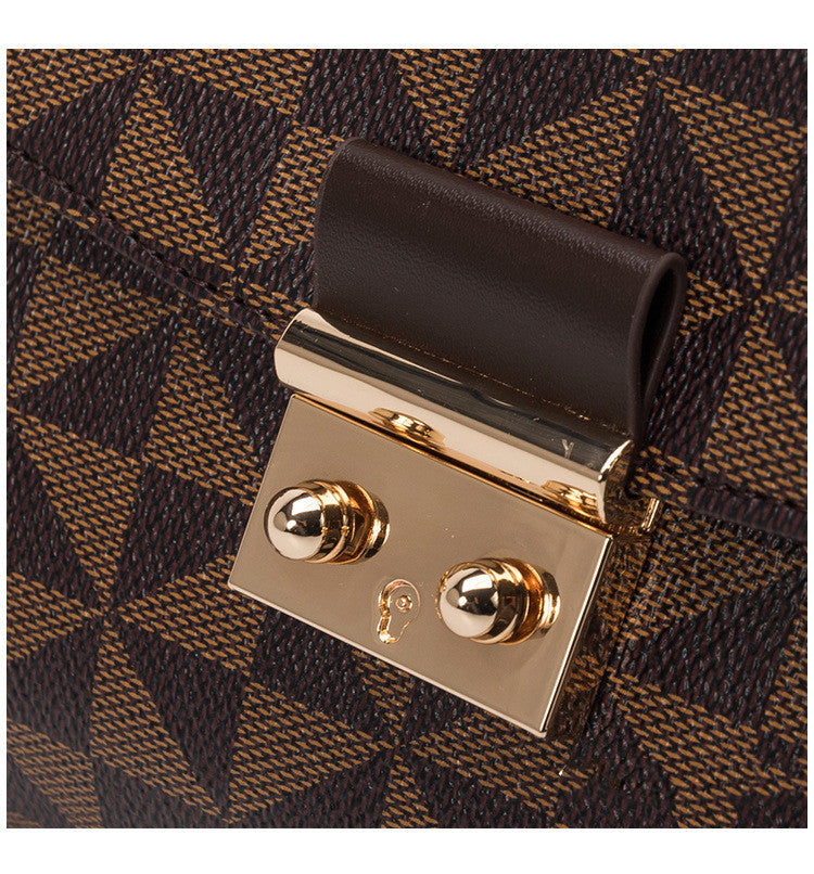 Lock Messenger Bag Simple Versatile One Shoulder Diagonal GO Buy