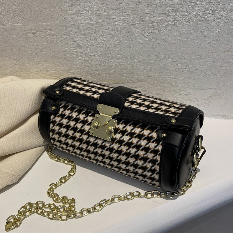 Winter New Chain Plaid Pillow Bag GO Buy