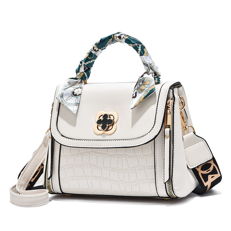 Net Red Retro Small Square Bag Female New Popular GO Buy