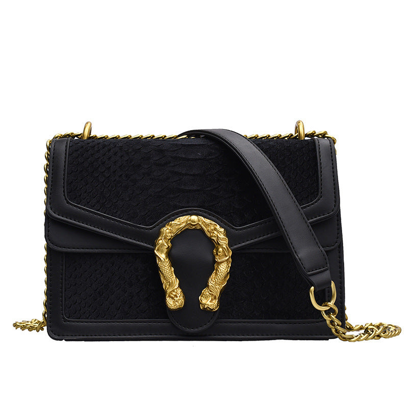 One Shoulder Chain Messenger Bag GO Buy