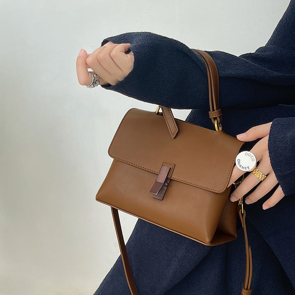 Textured Peach Wood Retro Women's Large Capacity Shoulder Bag GO Buy