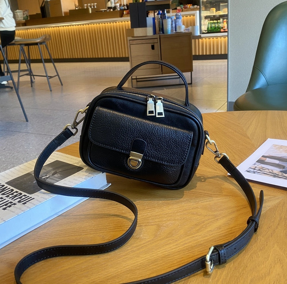 Retro Top Layer Vegetable Tanning Leather Fashion Messenger Bag GO Buy