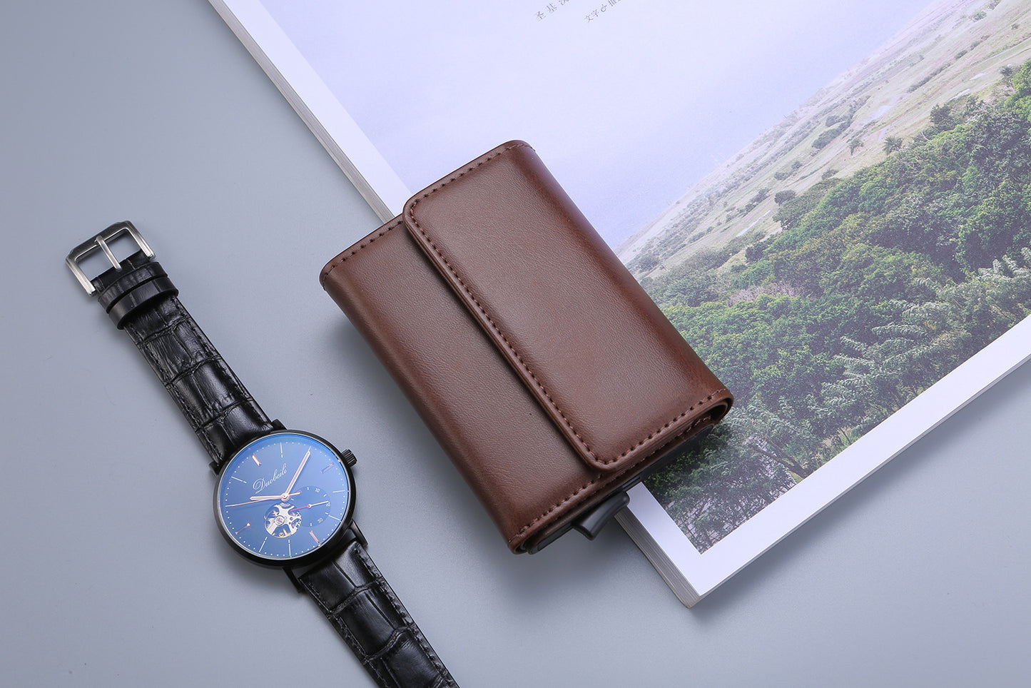 Men's New Hot Sell Fashion Retro Tri-fold Wallet GO Buy