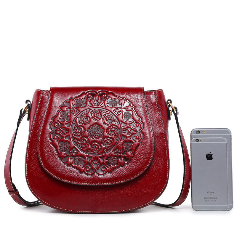 Retro Head Leather Shoulder Bag Slant Across Women's Bag Women's Leather GO Buy