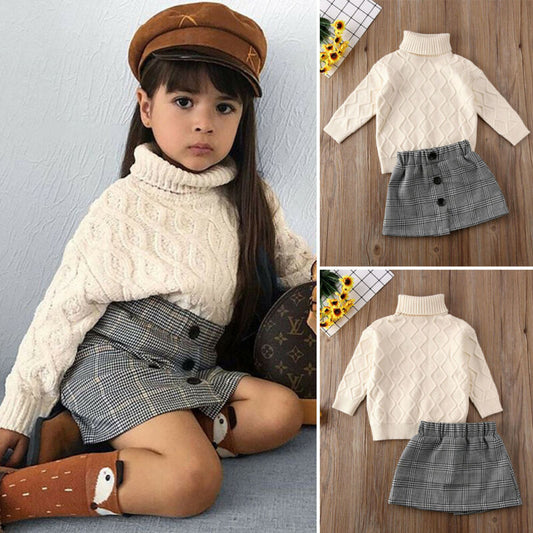Turtleneck sweater + plaid skirt suit GO buy