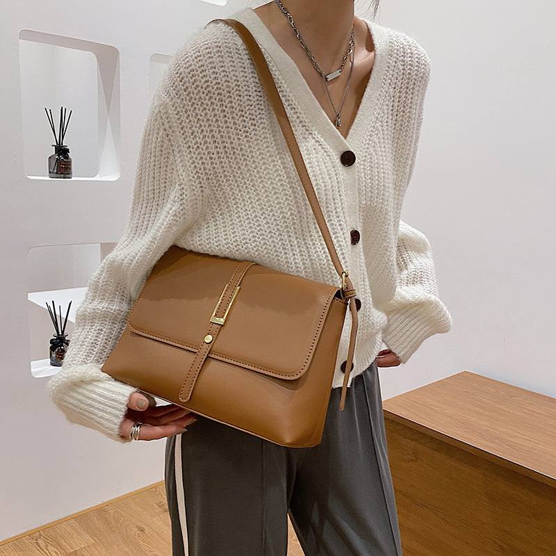 Retro Solid Color One-shoulder Western Style Messenger Bag GO Buy