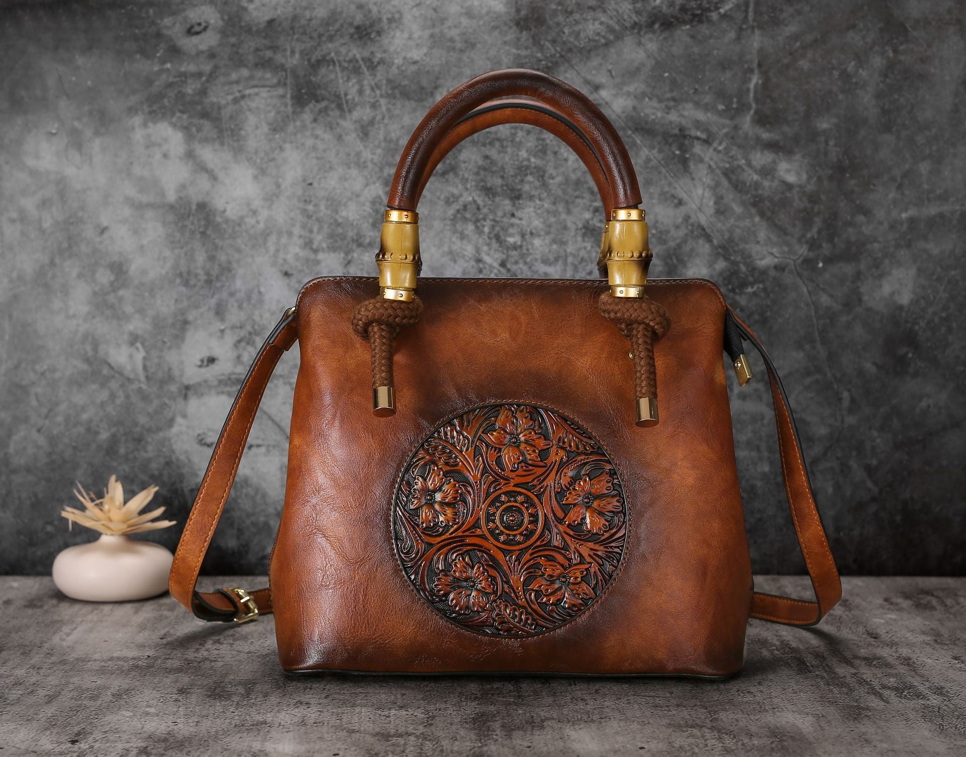 Bamboo Large Capacity One-shoulder Messenger Bag GO Buy