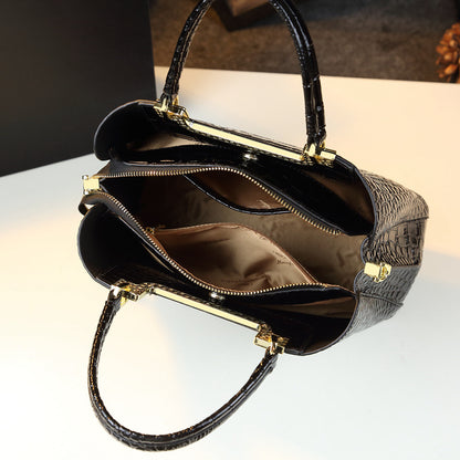 Fashion Print Atmospheric Light Luxury Handbag GO Buy
