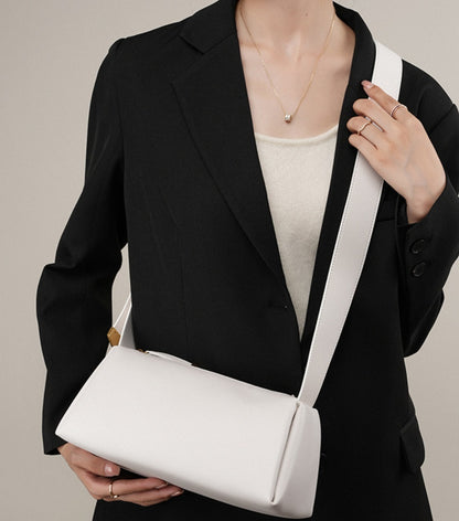 Women's High-grade Cowhide Baguette Underarm Bag GO Buy