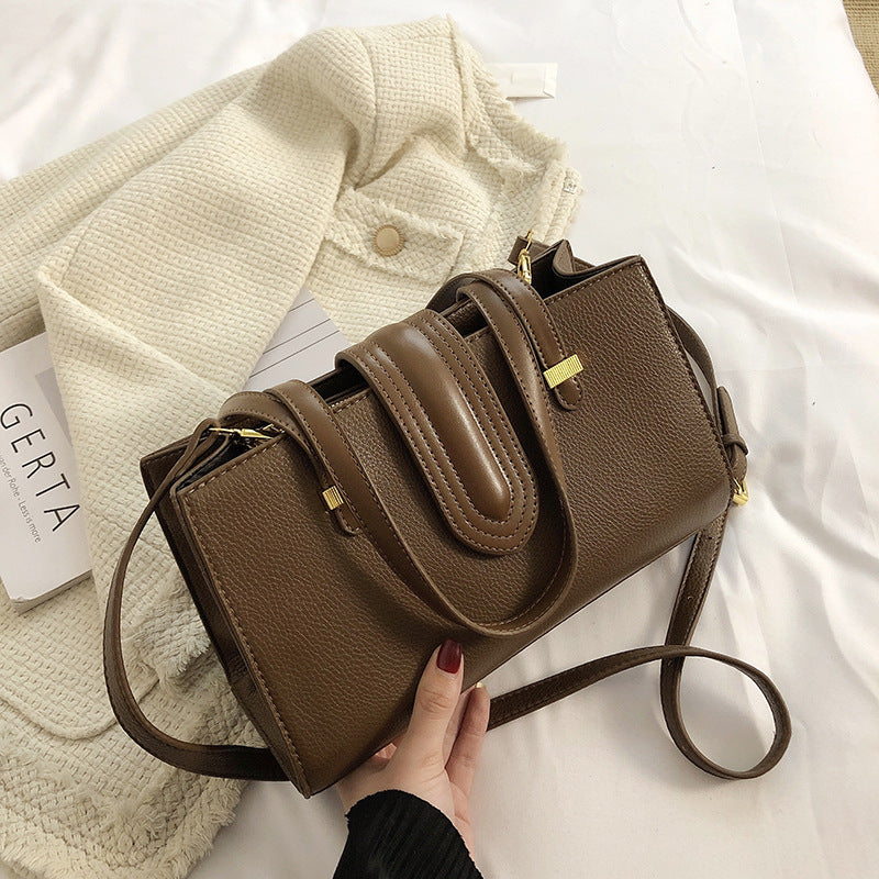 Large Capacity Fashion One Shoulder Messenger Bag GO Buy