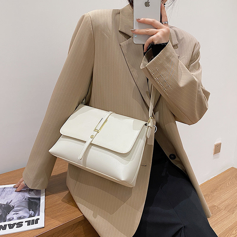 Retro Solid Color One-shoulder Western Style Messenger Bag GO Buy
