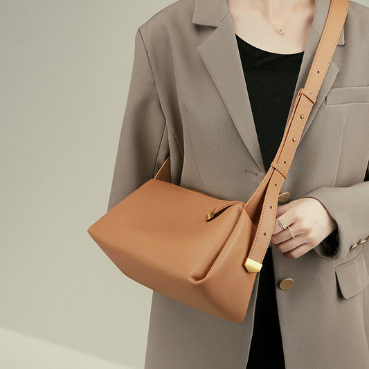 Women's High-grade Cowhide Baguette Underarm Bag GO Buy
